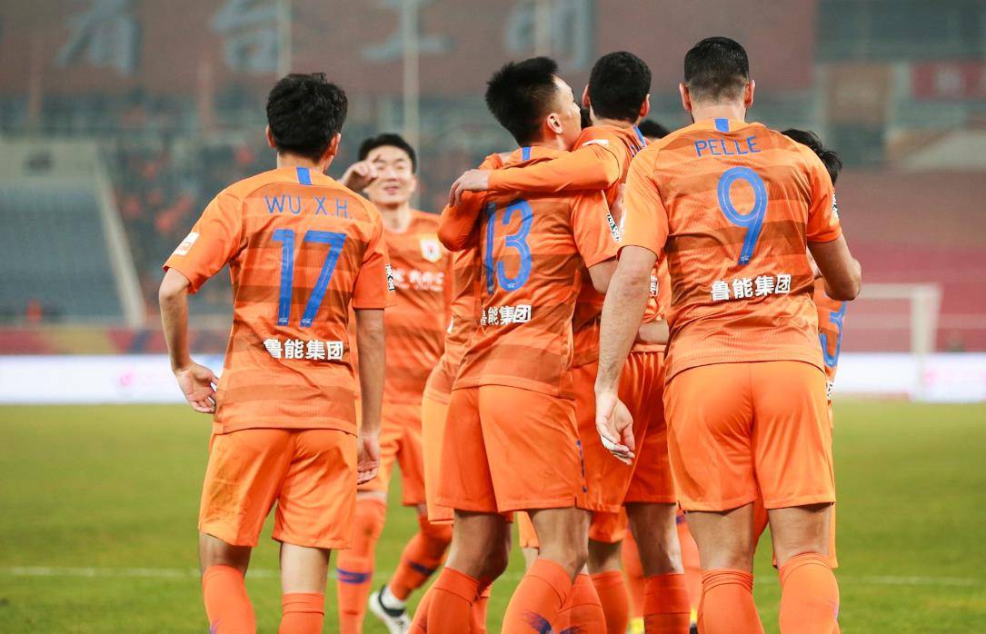 富力逼平鲁能,保级形势稍有好转的简单介绍 富力逼平鲁能,保级形势稍有好转的简单介绍