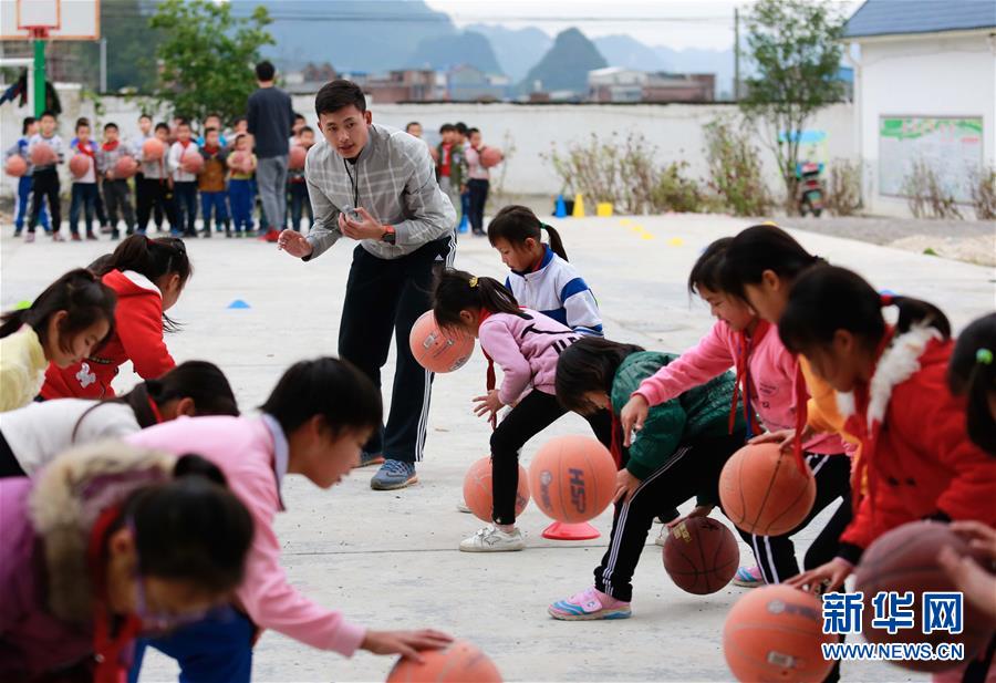 篮球明星承诺奖学金资助贫困学子