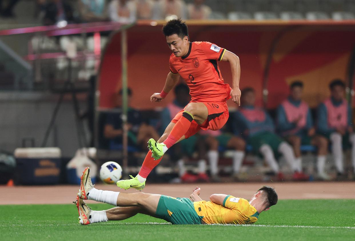 亚洲杯足球赛五虎将领衔巅峰对决