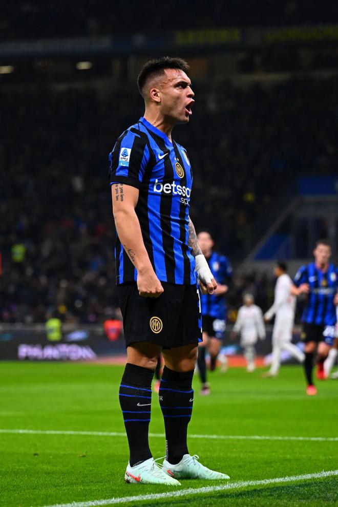 包含佛罗伦萨主场不敌对手落后，状态低迷形势严峻的词条