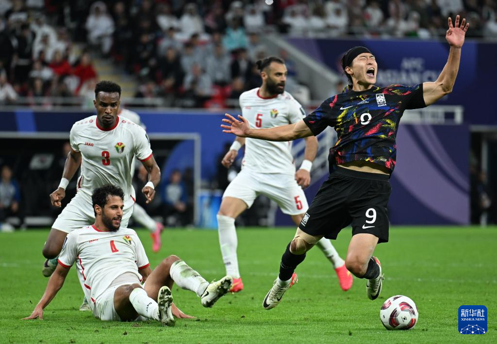 亚洲杯篮球赛：约旦队不敌伊拉克队无缘晋级