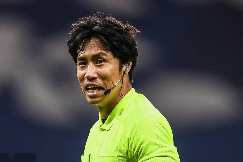 包含上港客场大胜苏宁，近期连胜状态持续火热的词条