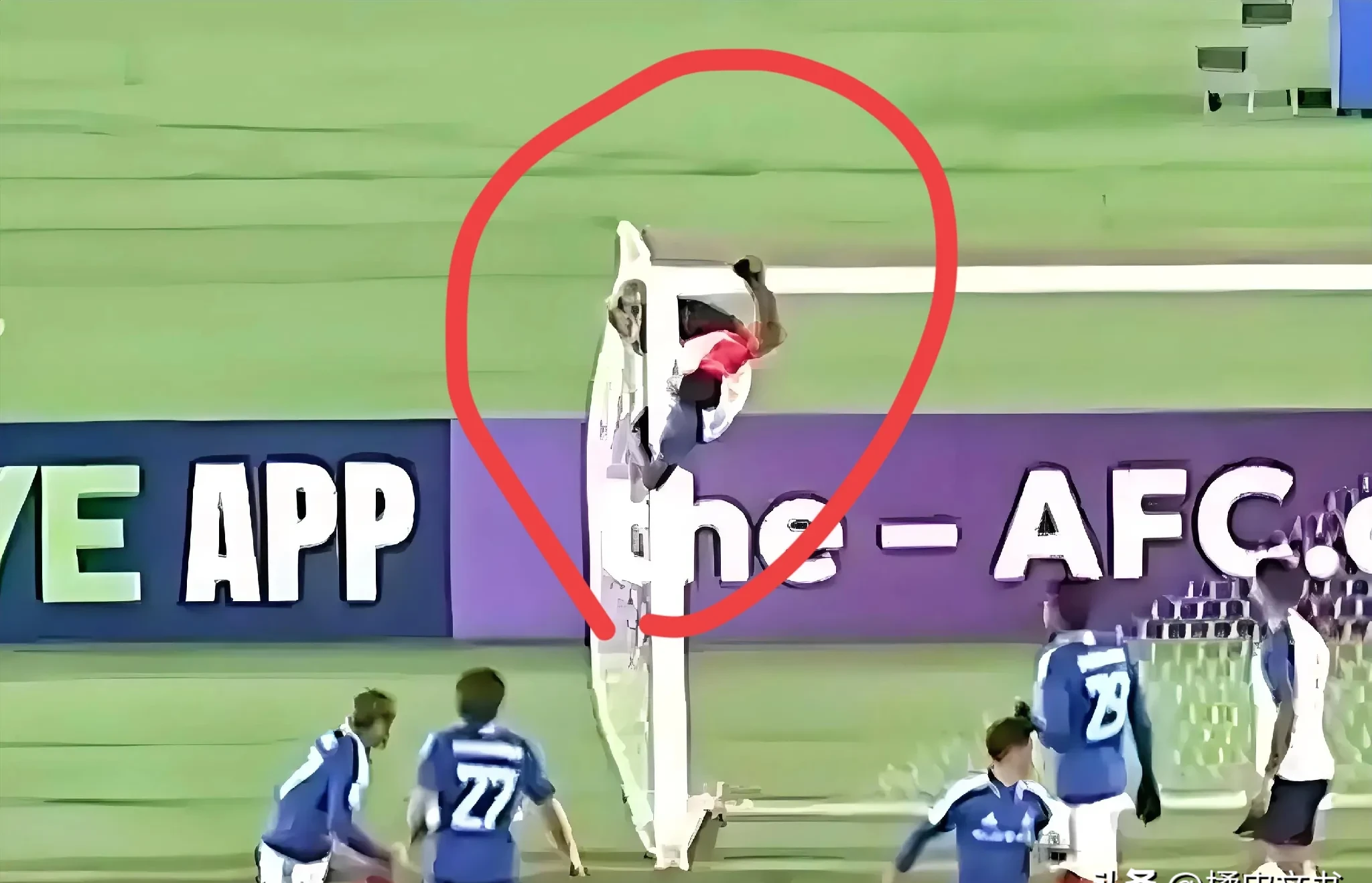 申花客场惨败，球员表现遭到批评