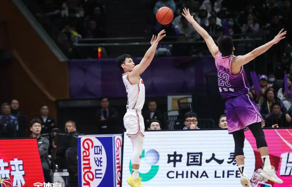 辽宁擎起冠军梦想，北控遗憾离场