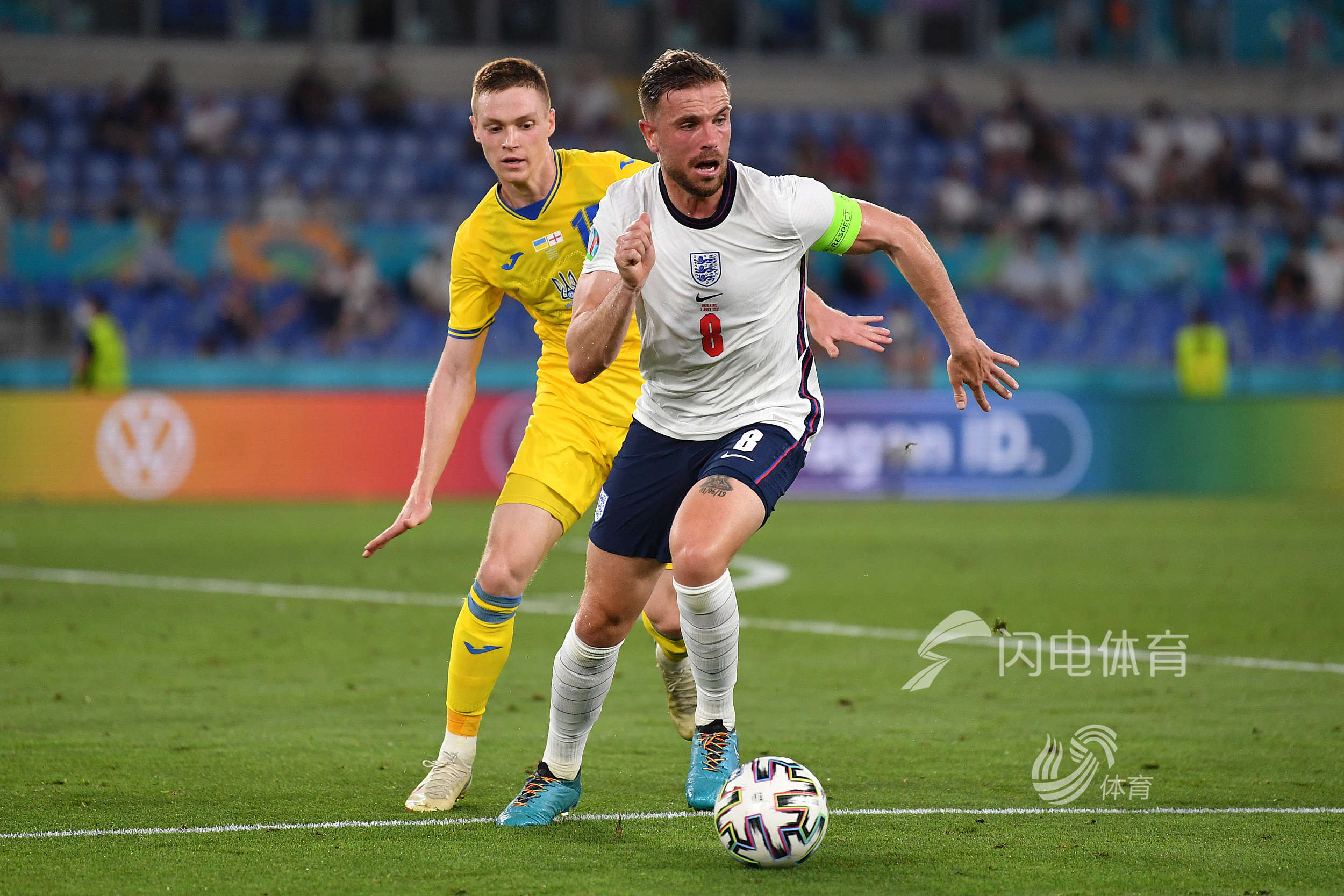 英格兰轻取乌克兰，提前晋级八强