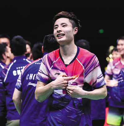 包含阿尔梅里亚新秀崭露头角，担纲球队主力的词条