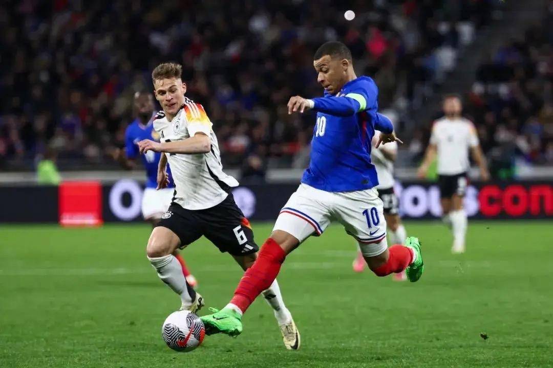 欧国联精彩比赛回顾,球迷心头一热 欧国联精彩比赛回顾,球迷心头一热