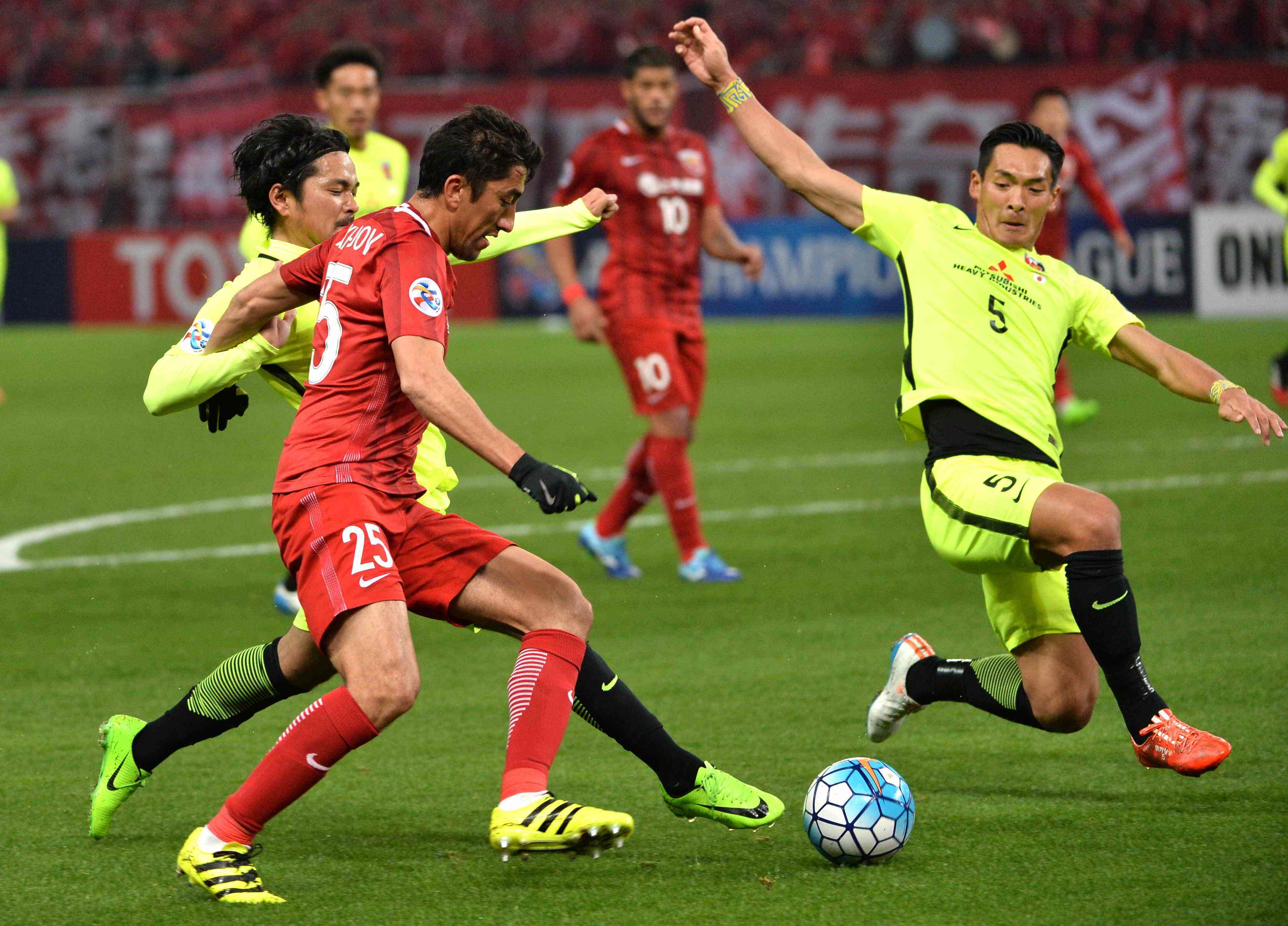 比尔森客场逆转,小组出线形势再添曙光的简单介绍 比尔森客场逆转,小组出线形势再添曙光的简单介绍