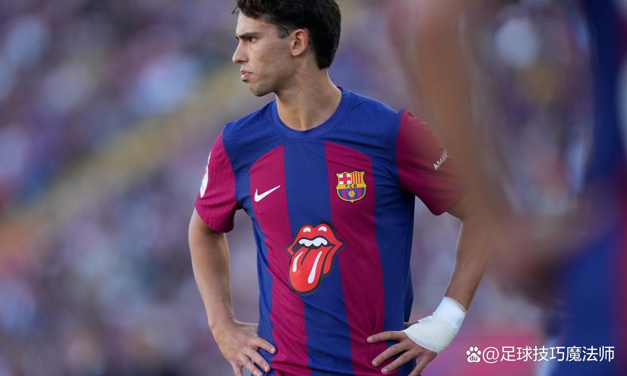 巴塞罗那教练团队进行战术调整，备战新赛季