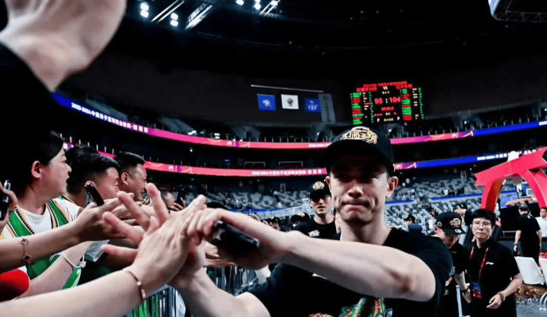 辽宁男篮状态火热，取得三连胜