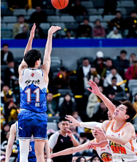 新疆男篮双杀对手,排名飙升至第二的简单介绍 新疆男篮双杀对手,排名飙升至第二的简单介绍