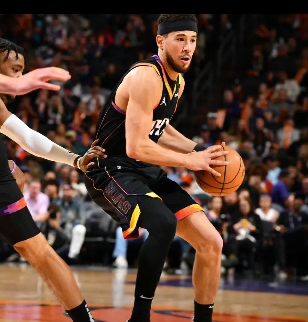 太阳逆转胜掘金，布克成全队核心