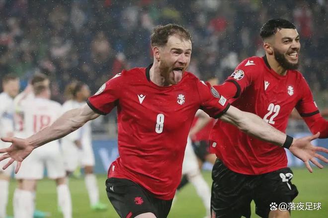 欧国联比赛连续精彩，球员实力对垒战火激烈