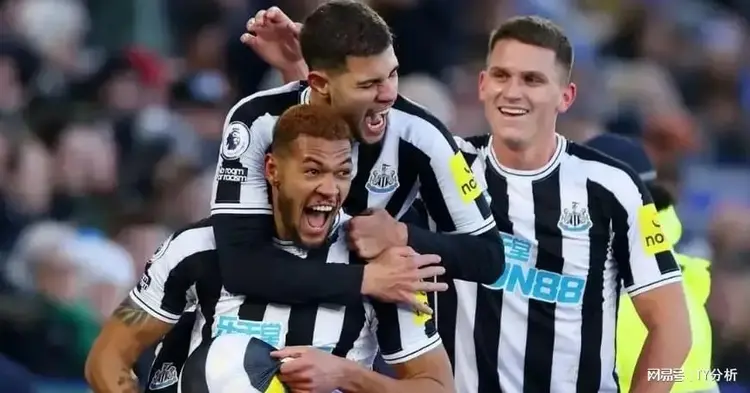 纽卡斯尔联与西汉姆联交锋,展开焦灼保级战 纽卡斯尔联与西汉姆联交锋,展开焦灼保级战