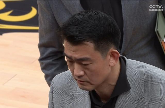 战胜强敌,巨人队豪取连胜,冲刺冠军 战胜强敌,巨人队豪取连胜,冲刺冠军