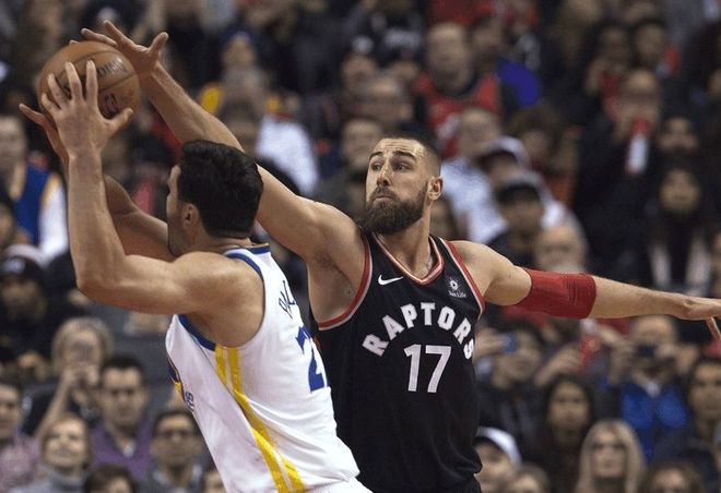 包含猛龙主帅欲引援添实力，加强球队内线的词条