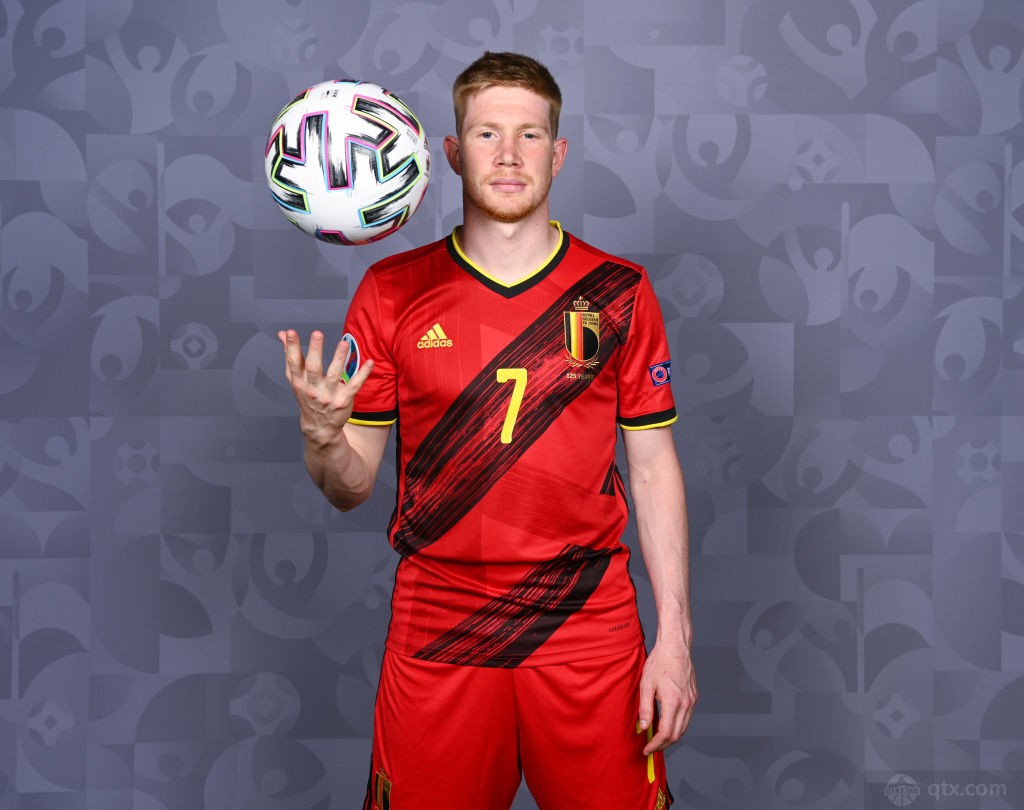 比利时后防大将考虑转投其他联赛