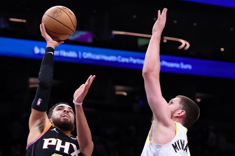 太阳组织进攻流畅，瓦解对手获胜