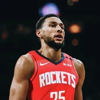 火箭击败独行侠,结束连败 火箭击败独行侠,结束连败