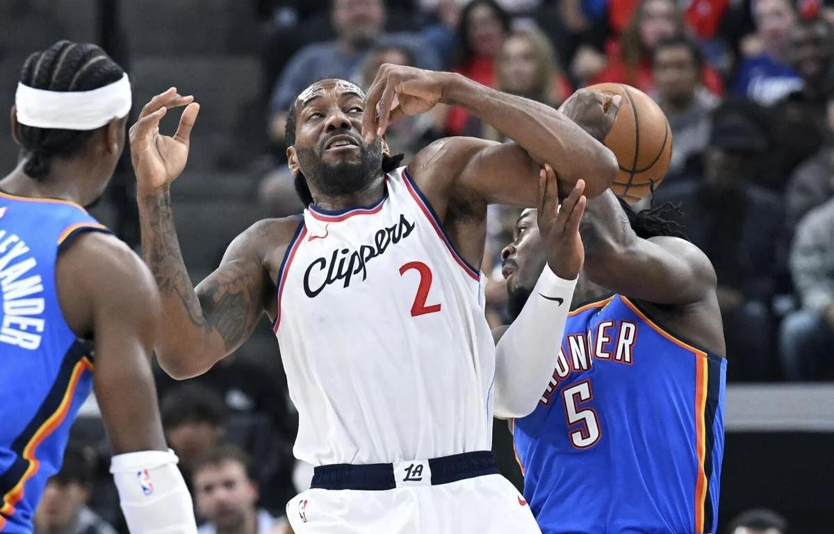 快船新外援表现抢眼,助球队胜利 快船新外援表现抢眼,助球队胜利