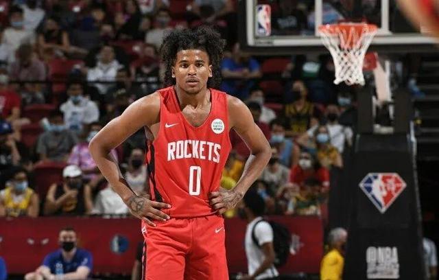 火箭遭猛龙逆转,客场失利 火箭遭猛龙逆转,客场失利