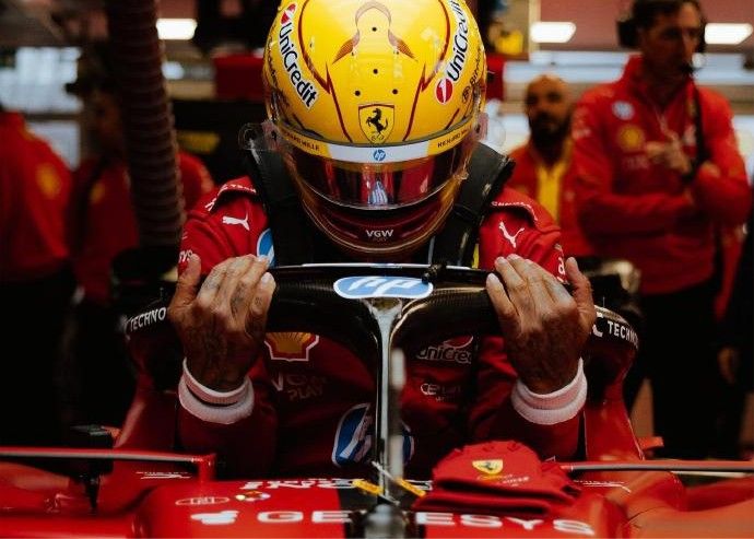 包含哈斯车队横扫红牛二队，汉密尔顿高光表现的词条